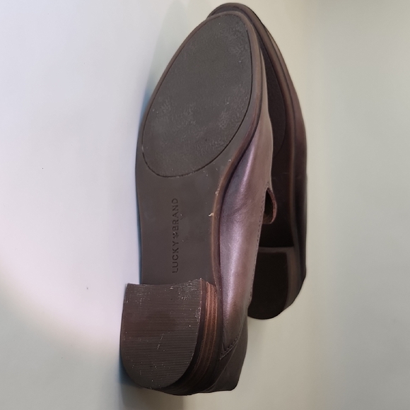 Lucky Brand Loafers - Smooth Leather Flats - Minimalist Design- Fits 6.5 - 7 - Picture 5 of 6